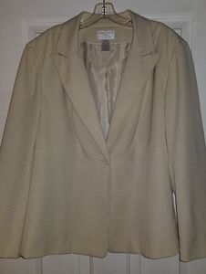 Worthington Stretch women's cream suit jacket